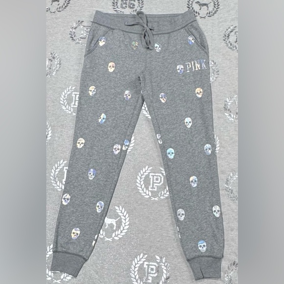 VS PINK LIMITED EDITION HOLOGRAPHIC SKULL JOGGERS S NWOT